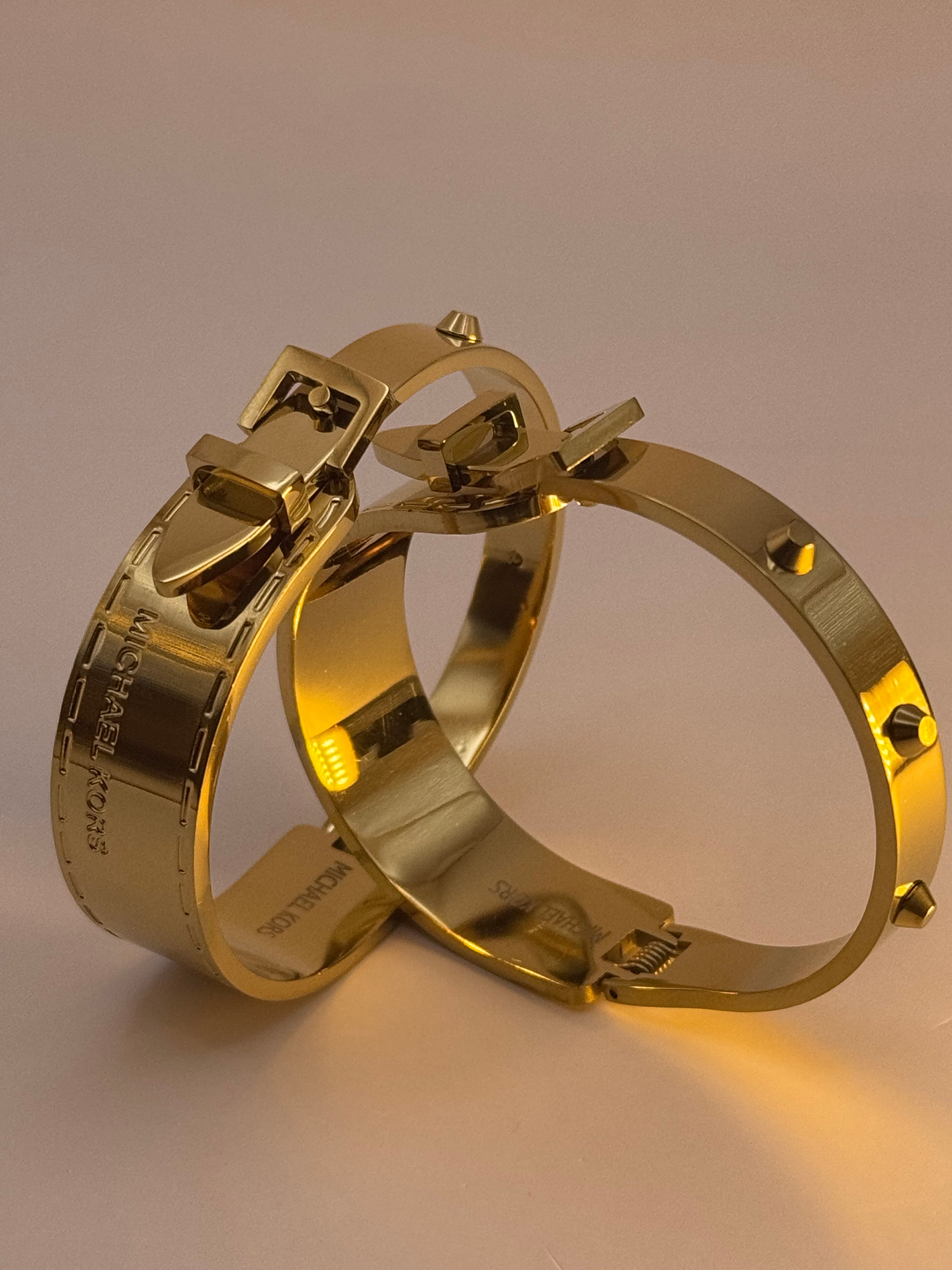 « Bracelet Michael Kors doré à fermoir ceinture »
